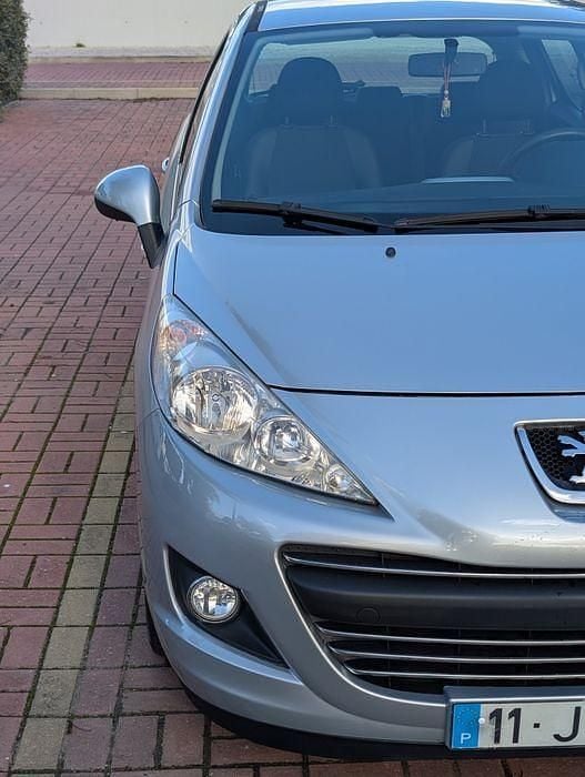 Usado 2010 Peugeot 207 Sedan | € 4.950 (Preço elevado) - Imagem 1/4
