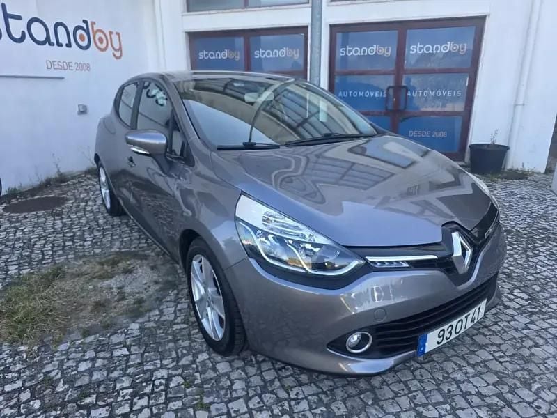 Cinza escuro Usado 2014 Renault Clio IV Dynamique | € 9.450 (Preço justo) - Imagem 1/4