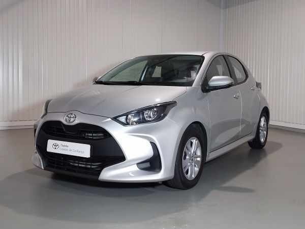 Cinzento Usado 2022 Toyota Yaris Comfort Citadino | € 17.750 (Preço justo) - Imagem 1/4