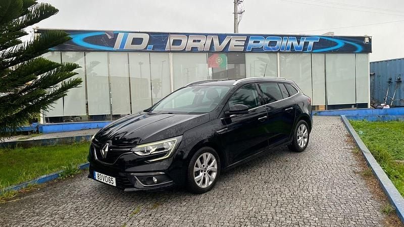 Preto Usado 2018 Renault Mégane GrandTour LIMITED Carrinha | € 11.900 (Preço justo) - Imagem 1/4