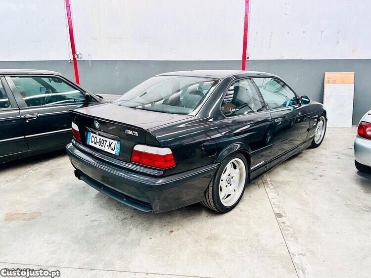 Preto Usado 1994 BMW M3 | € 26.000 - Imagem 1/1
