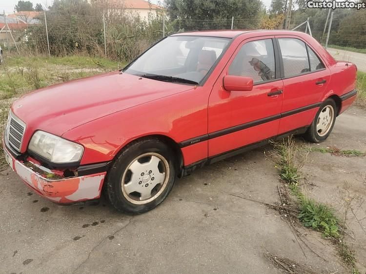 Vermelho Usado 1994 Mercedes C250 Classic | € 1.499 - Imagem 1/1
