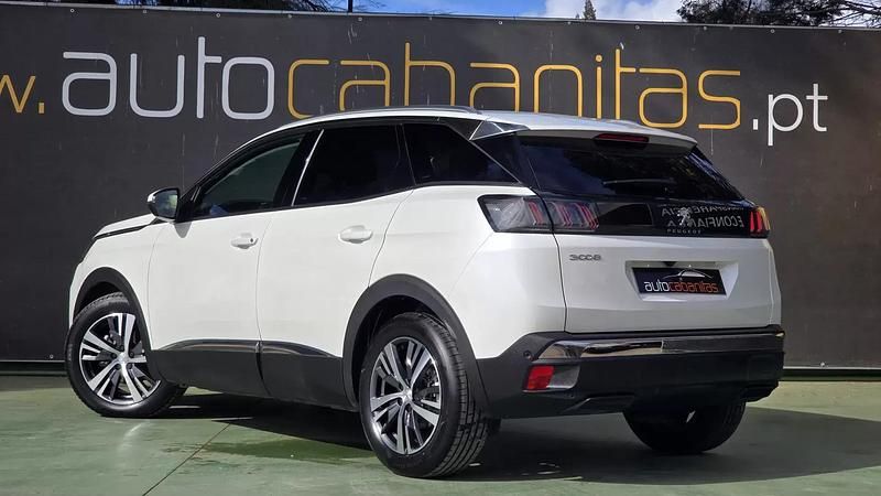 Usado Peugeot 3008 Allure 130 HP (95 kW) 2021 Branco SUV