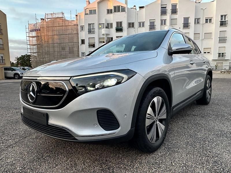 Usado Mercedes EQA250 Progressive 139 kW (190 HP) 2023 Cinza SUV