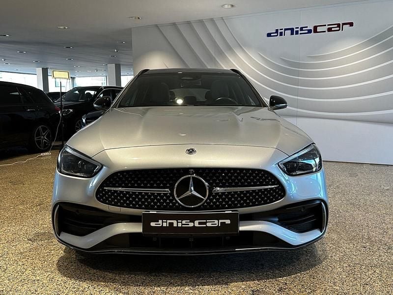 Usado Mercedes C300 AMG line 313 HP (230 kW) 2022 Cinza Carrinha