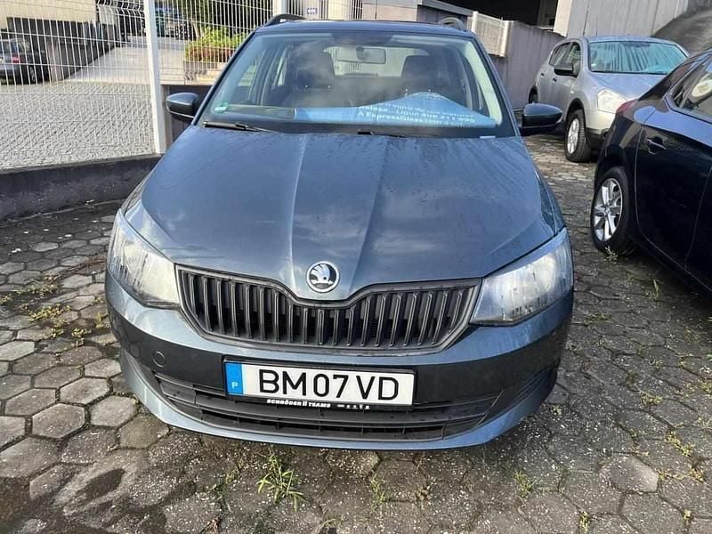 Cinzento Usado 2018 Skoda Fabia Citadino | € 10.900 (Preço justo) - Imagem 1/3