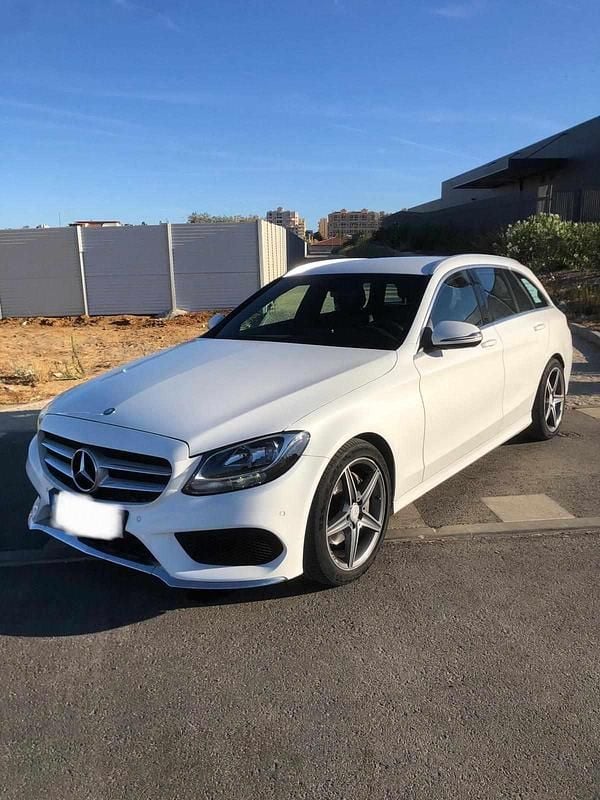 Branco Usado 2016 Mercedes C220 Carrinha | € 21.850 (Preço justo) - Imagem 1/4