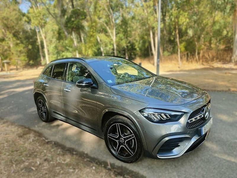 Usado 2023 Mercedes GLA250 AMG SUV | € 49.350 - Imagem 1/4