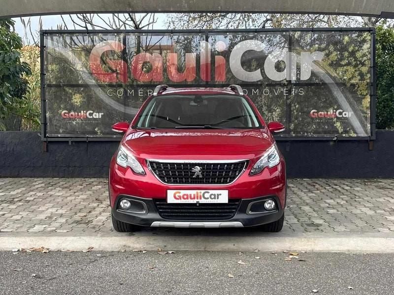Usado Peugeot 2008 Allure 100 HP (73 kW) 2018 Vermelho SUV