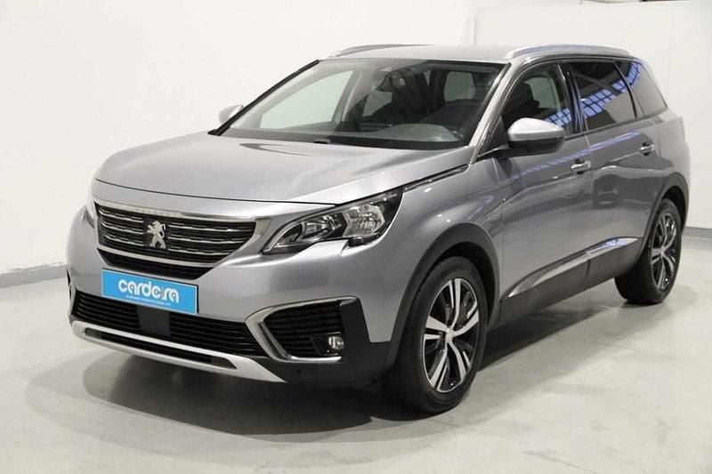 Usado Peugeot 5008 131 HP (96 kW) 2018 Cinzento SUV