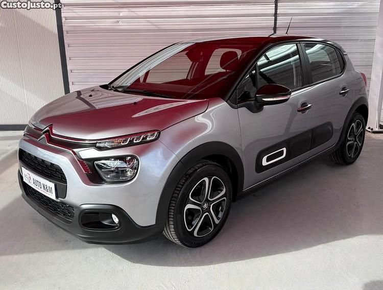 Cinza Usado 2022 Citroën C3 PureTech Sedan | € 13.900 - Imagem 1/1
