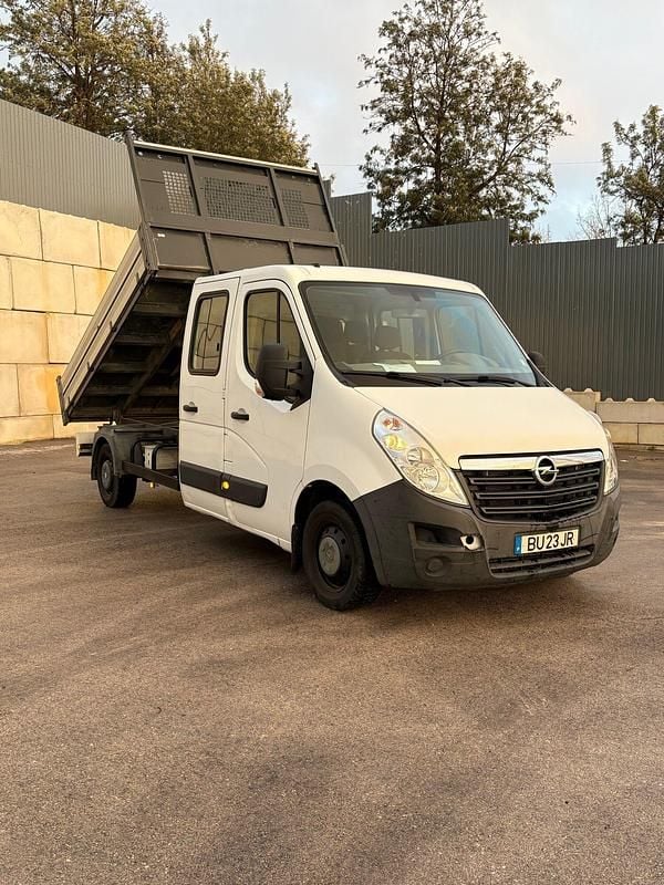 Usado Opel Movano 125 HP (91 kW) 2017 Branco Monovolume