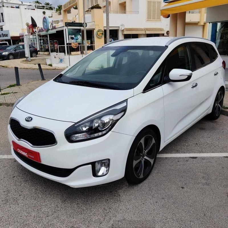 Branco Usado 2016 Kia Carens Monovolume | € 17.500 (Preço justo) - Imagem 1/4