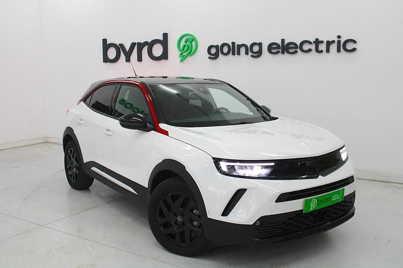 Branco Usado 2022 Opel Mokka-e SUV | € 21.900 (Preço justo) - Imagem 1/4