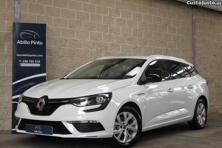 Branco Usado 2019 Renault Mégane IV LIMITED Sedan | € 15.900 (Bom preço) - Imagem 1/1