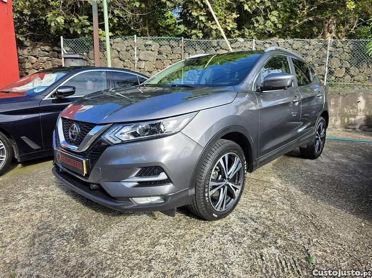 Cinza Usado 2019 Nissan Qashqai N-Connecta SUV | € 21.500 (Preço justo) - Imagem 1/1