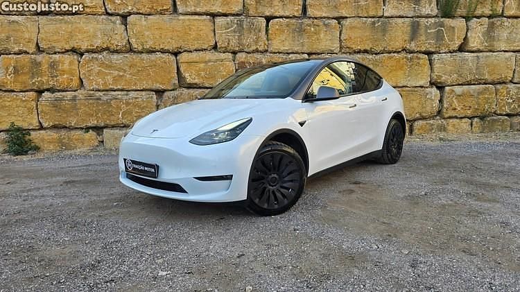 Branco Usado 2022 Tesla Model Y Long Range AWD SUV | € 36.750 (Preço justo) - Imagem 1/1