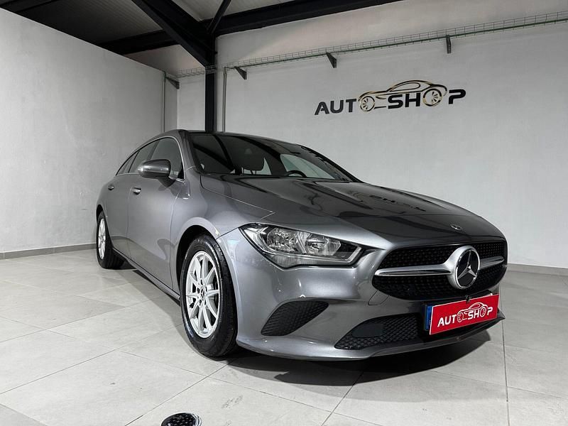 Cinza Usado 2022 Mercedes CLA180 Business Sedan | € 23.990 (Preço justo) - Imagem 1/4