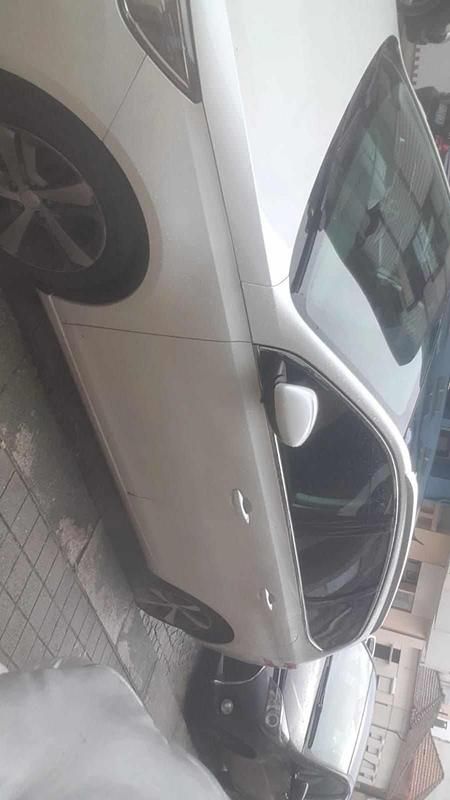 Usado Peugeot 308 120 HP (88 kW) 2015 Branco Carrinha