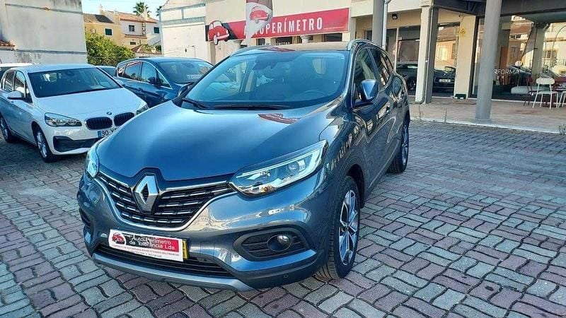 Cinza Usado 2019 Renault Kadjar Zen SUV | € 20.750 (Preço justo) - Imagem 1/2