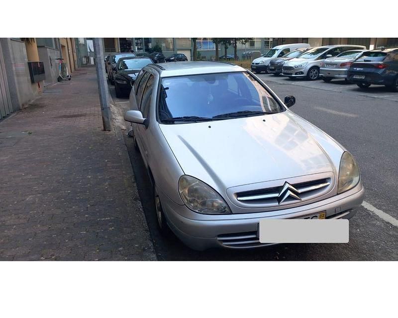 Usado 2001 Citroën Xsara Sedan | € 1.500 - Imagem 1/4
