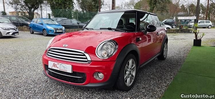 Usado Mini Cooper Coupé 112 HP (82 kW) 2012 Vermelho Coupé