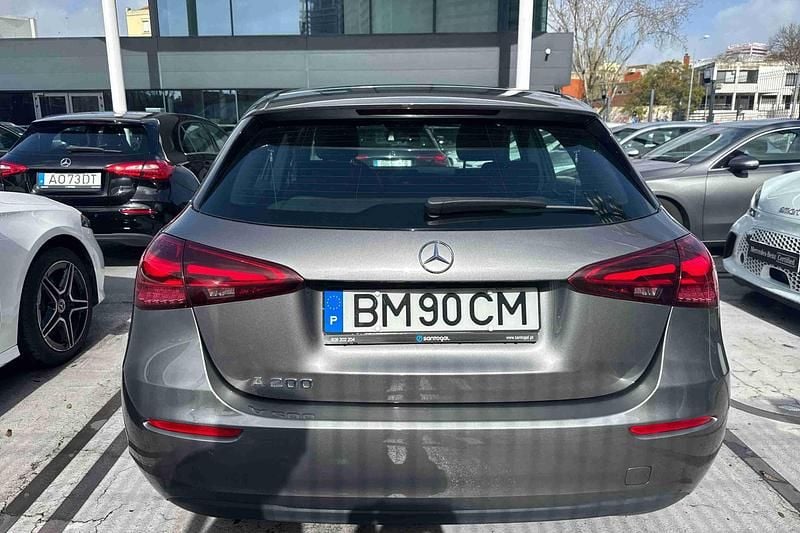 Usado Mercedes A200 163 HP (119 kW) 2024 Cinza Sedan