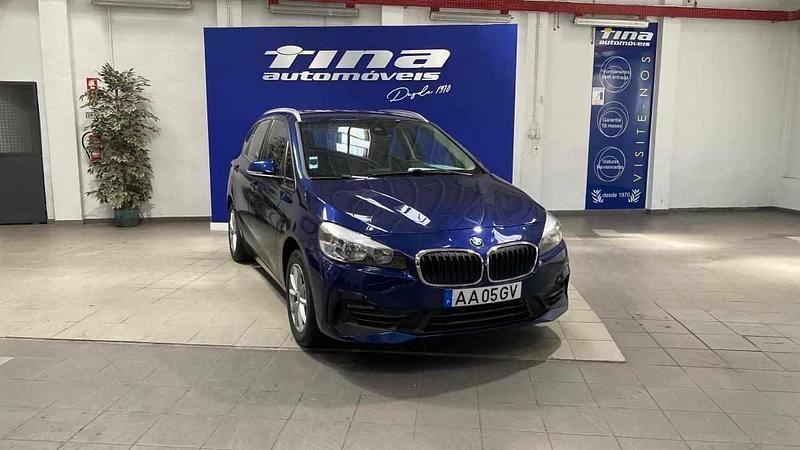 Azul Usado 2020 BMW 216 Active Tourer Monovolume | € 18.800 (Caro) - Imagem 1/4