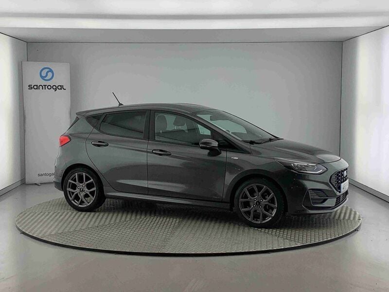 Cinzento Usado 2022 Ford Fiesta ST-Line Citadino | € 18.490 (Preço elevado) - Imagem 1/4