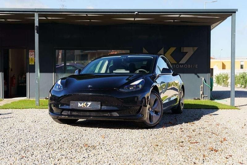 Usado Tesla Model 3 Standard Range Plus 239 kW (325 HP) 2020 Preto Sedan