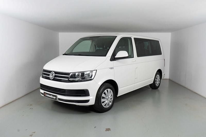 Branco Usado 2016 VW Caravelle Monovolume | € 24.980 - Imagem 1/4