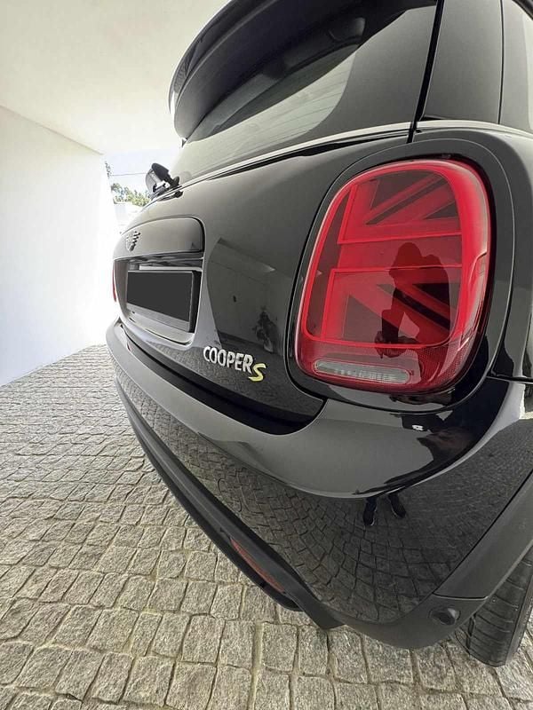 Preto Usado 2022 Mini Cooper S Citadino | € 22.500 (Preço justo) - Imagem 1/4