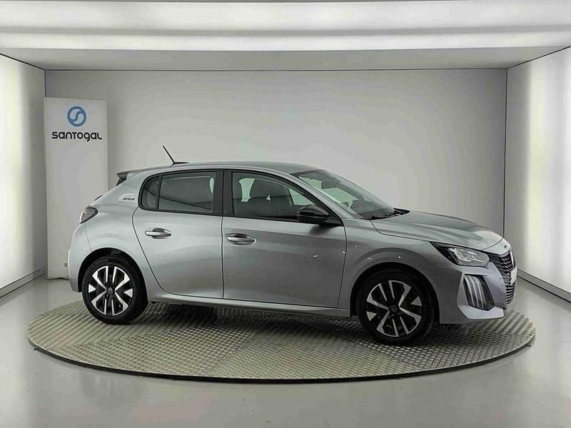 Cinzento Usado 2025 Peugeot 208 Style Citadino | € 20.990 (Preço elevado) - Imagem 1/4