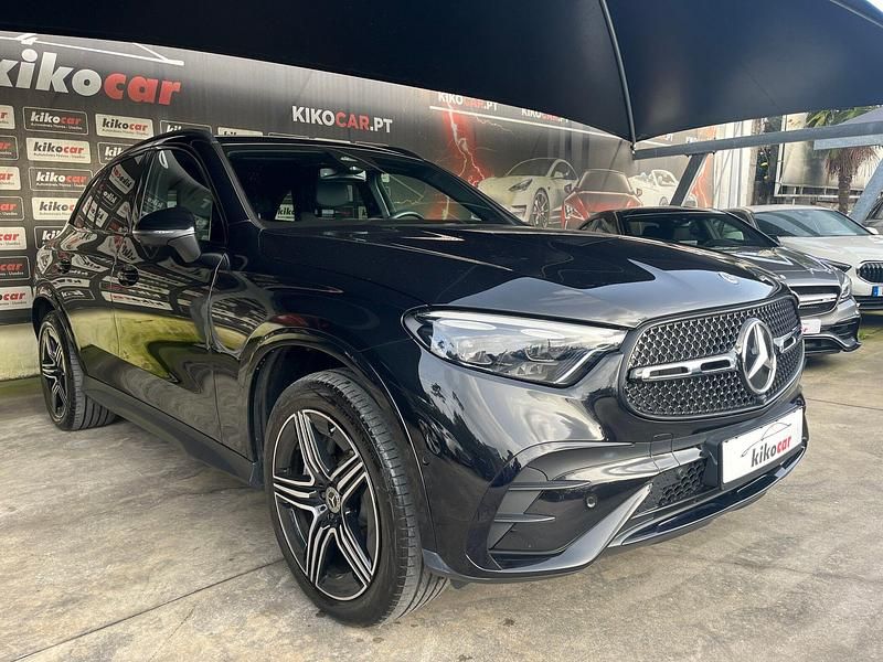 Usado Mercedes GLC300 AMG line 333 HP (244 kW) 2024 Preto SUV