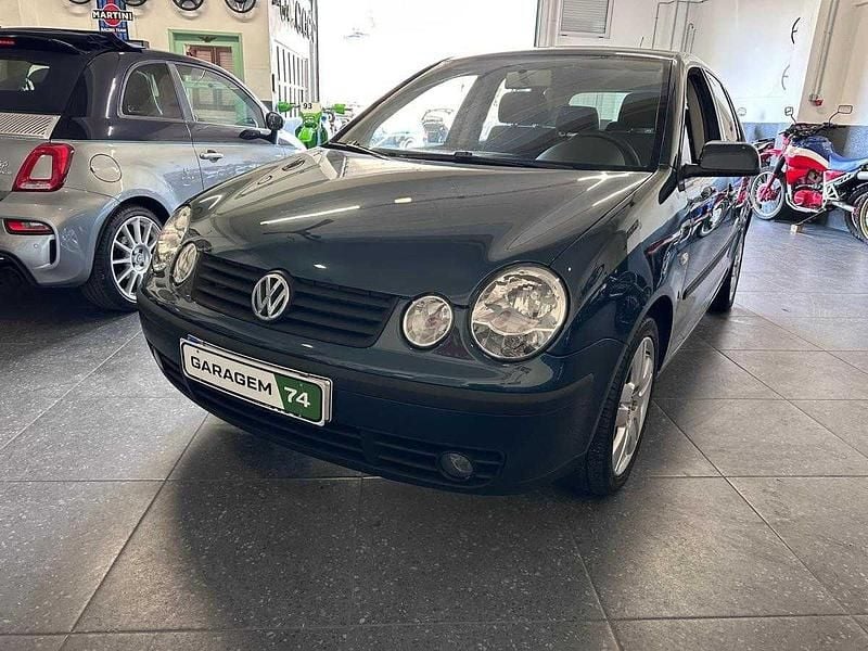 Usado VW Polo Highline 65 HP (47 kW) 2002 Verde Citadino