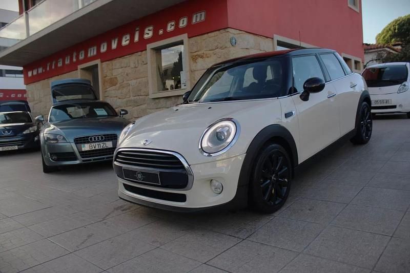 Branco Usado 2017 Mini Cooper Citadino | € 14.450 (Preço justo) - Imagem 1/4