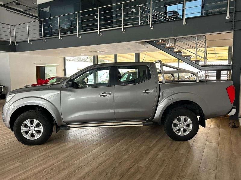 Usado Nissan Navara 163 HP (119 kW) 2018 Cinzento Pickup