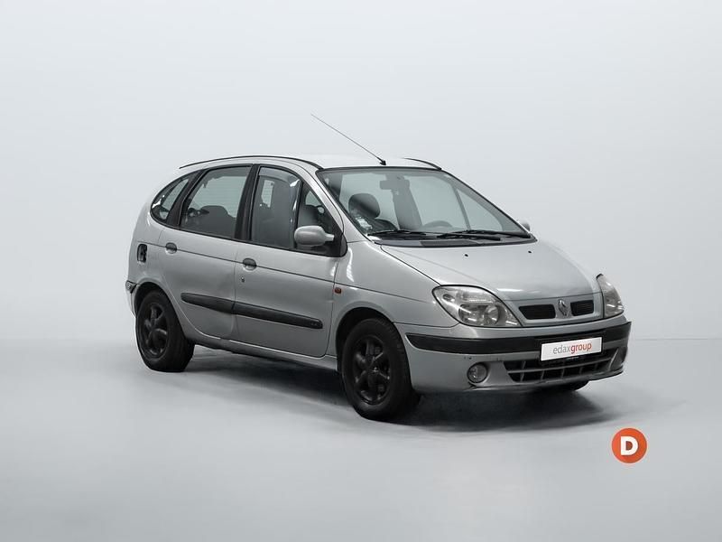 Cinza Usado 2000 Renault Scénic Monovolume | € 990 - Imagem 1/4