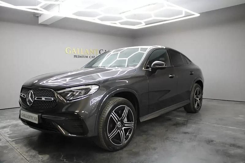 Cinza antracite Usado 2024 Mercedes GLC300e Advanced Coupé | € 73.800 (Preço justo) - Imagem 1/4