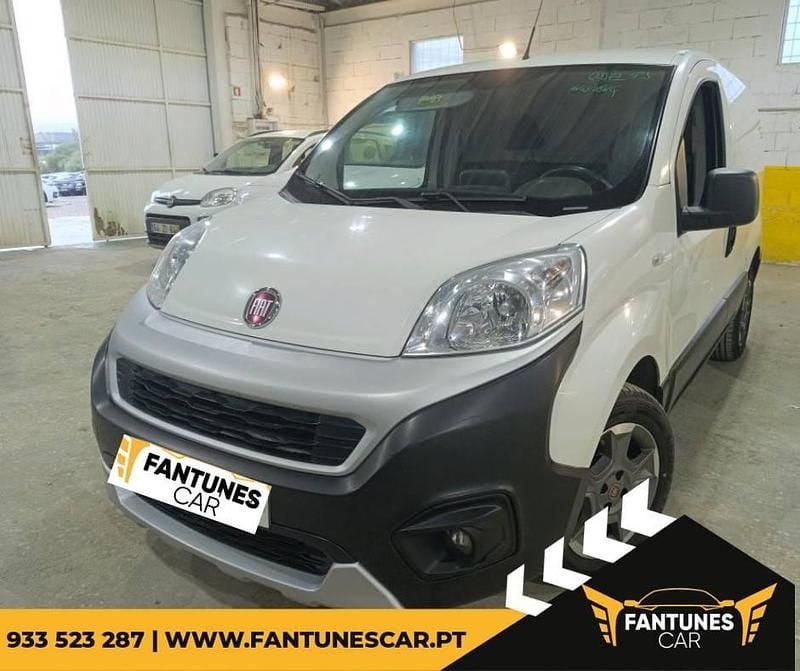 Branco Usado 2020 Fiat Fiorino Van | € 10.900 (Preço justo) - Imagem 1/2