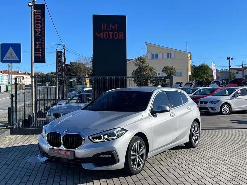 Usado BMW 116 116 HP (85 kW) 2021 Cinza prata Citadino