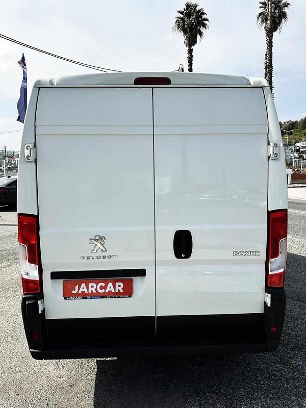 Usado Peugeot Boxer 120 HP (88 kW) 2021 Branco Van