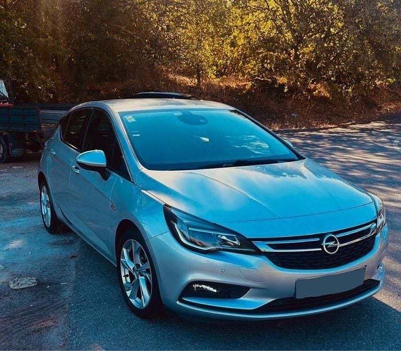 Usado 2019 Opel Astra Sedan | € 13.900 (Preço elevado) - Imagem 1/4