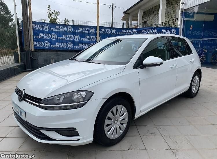 Usado VW Golf VII Business 115 HP (84 kW) 2019 Branco