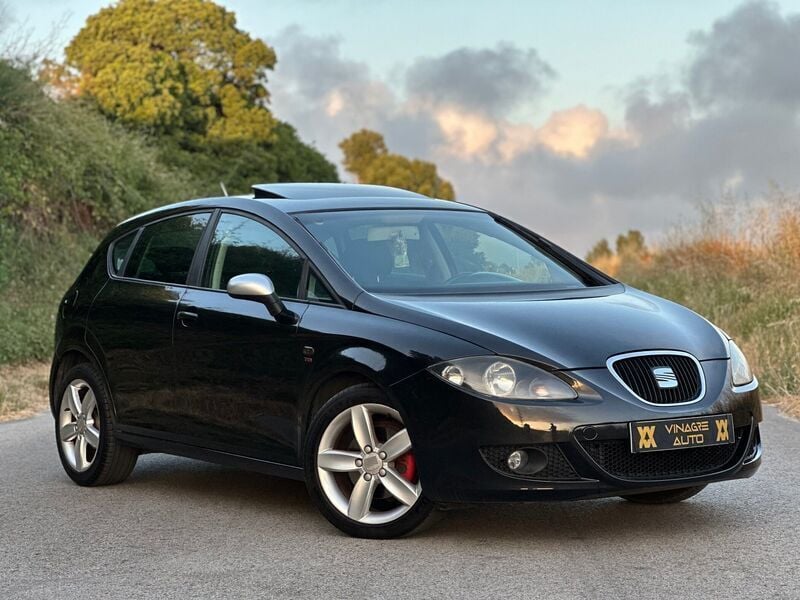 Preto Usado 2007 Seat Leon Sport | € 8.840 (Caro) - Imagem 1/4