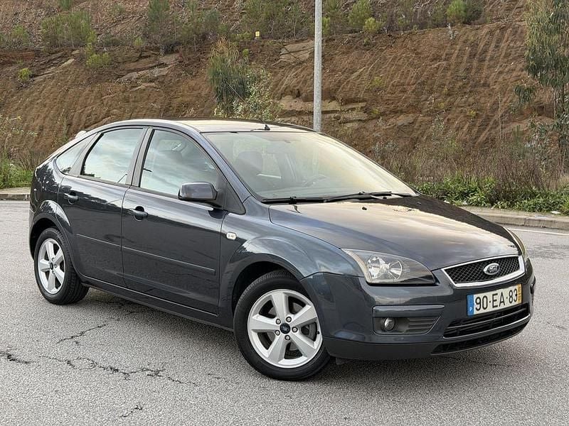 Usado 2007 Ford Focus Sedan | € 4.650 (Preço justo) - Imagem 1/4