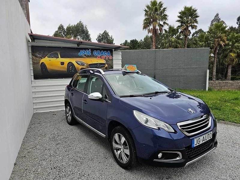 Usado Peugeot 2008 Allure 82 HP (60 kW) 2015 Azul SUV