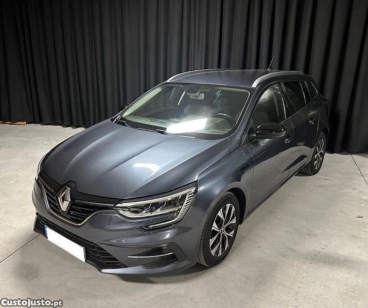 Cinza Usado 2021 Renault Mégane GrandTour LIMITED Carrinha | € 15.990 (Preço justo) - Imagem 1/1