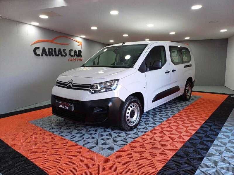 Branco Usado 2023 Citroën e-Berlingo Monovolume | € 25.900 - Imagem 1/4