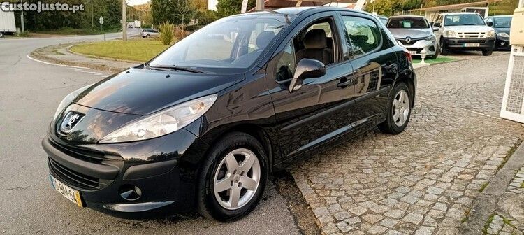 Preto Usado 2006 Peugeot 207 Citadino | € 6.750 (Caro) - Imagem 1/1